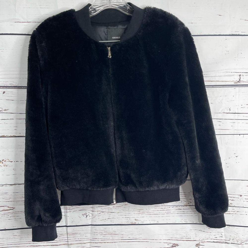 FOREVER 21 Faux Fur Black Bomber Jacket M NWOT